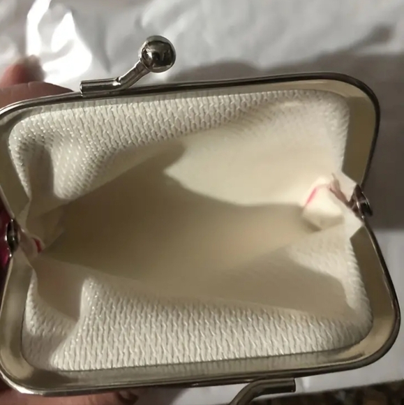 Pacha Cartoon Mini Coin Purse, Kiss-Lock Clasp Closure, PU Leather - Picture 2 of 2